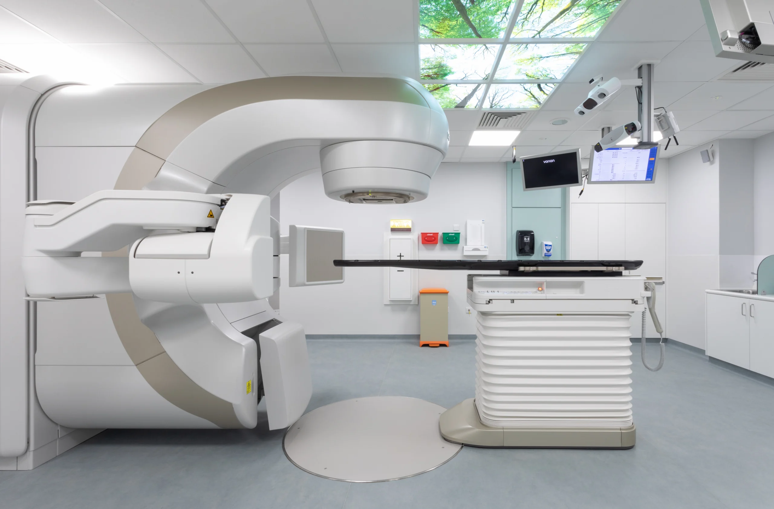 Guy's and St Thomas' - Linac