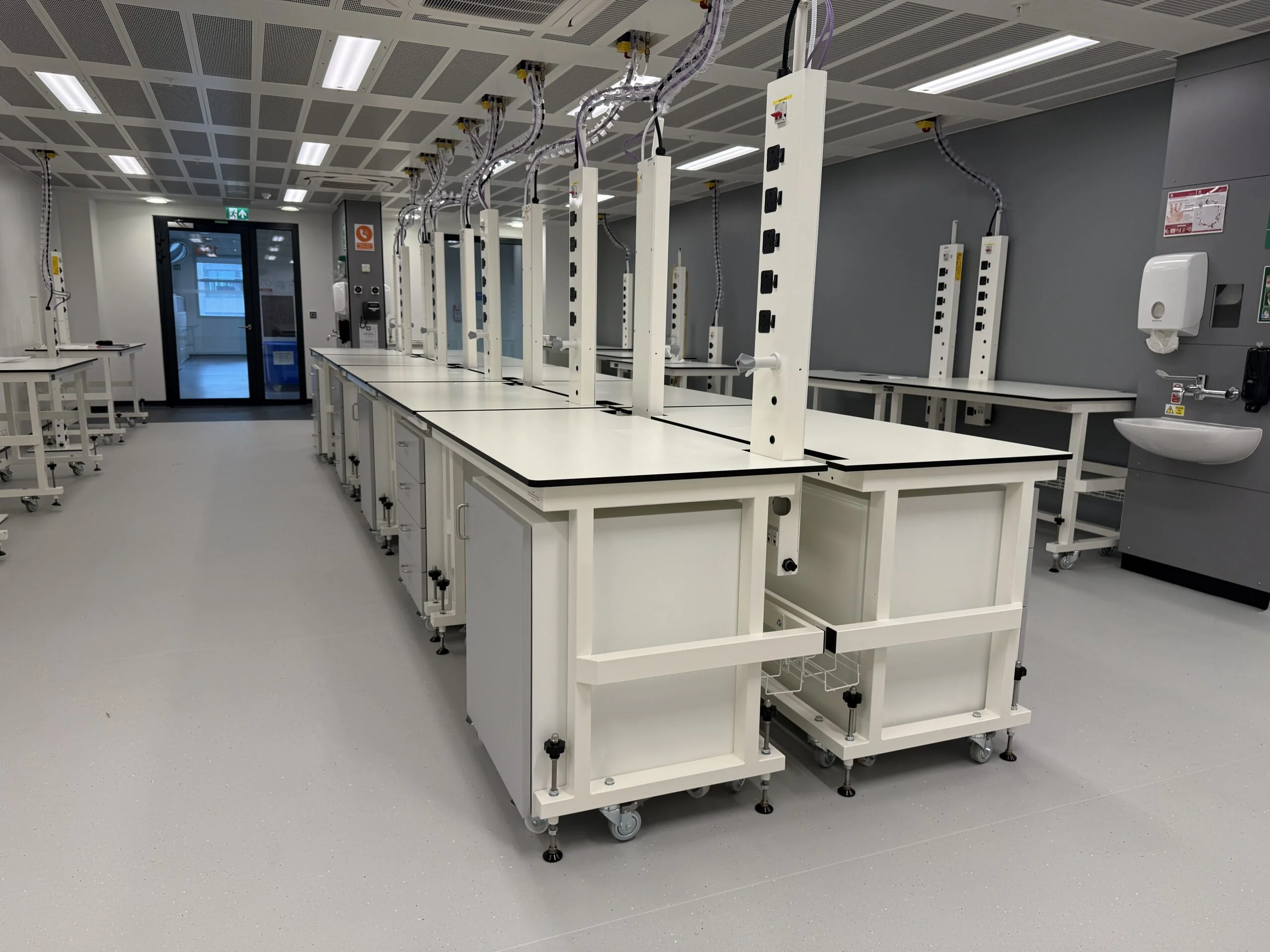 GSK 5 laboratory interior