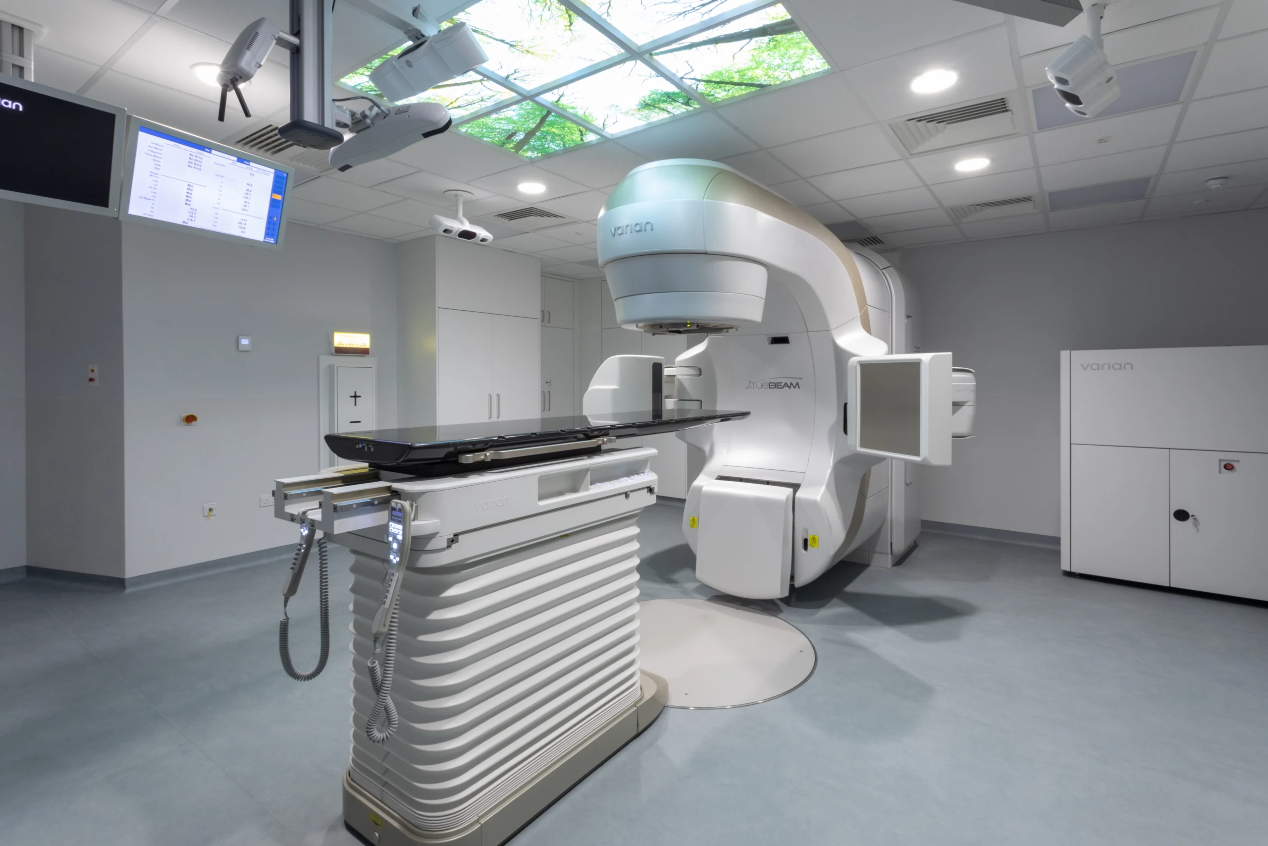 Guy's and St Thomas' - Linac