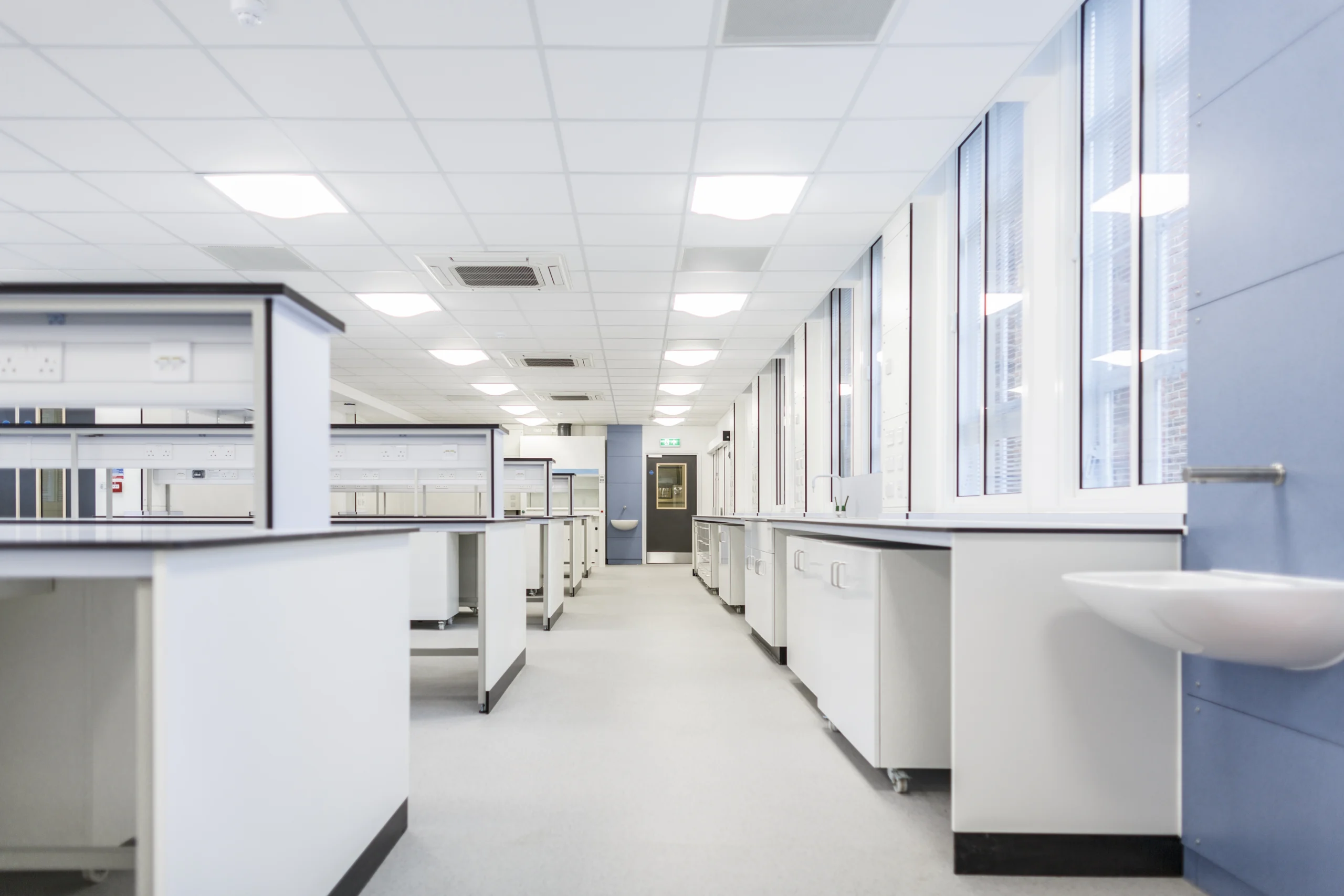 Kingston University SEC Laboratories