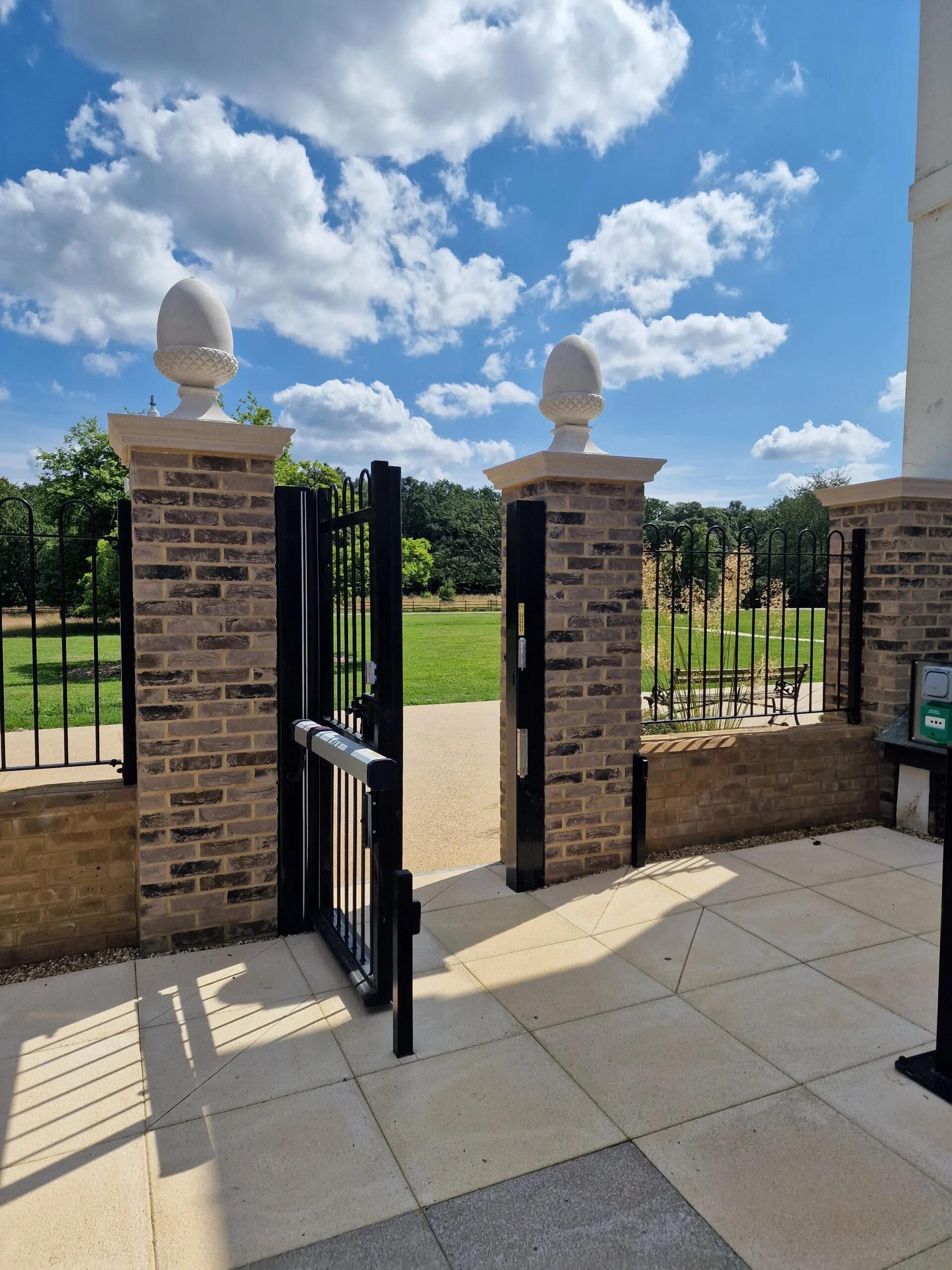 Forest Research, Alice Holt New Fence and Gates