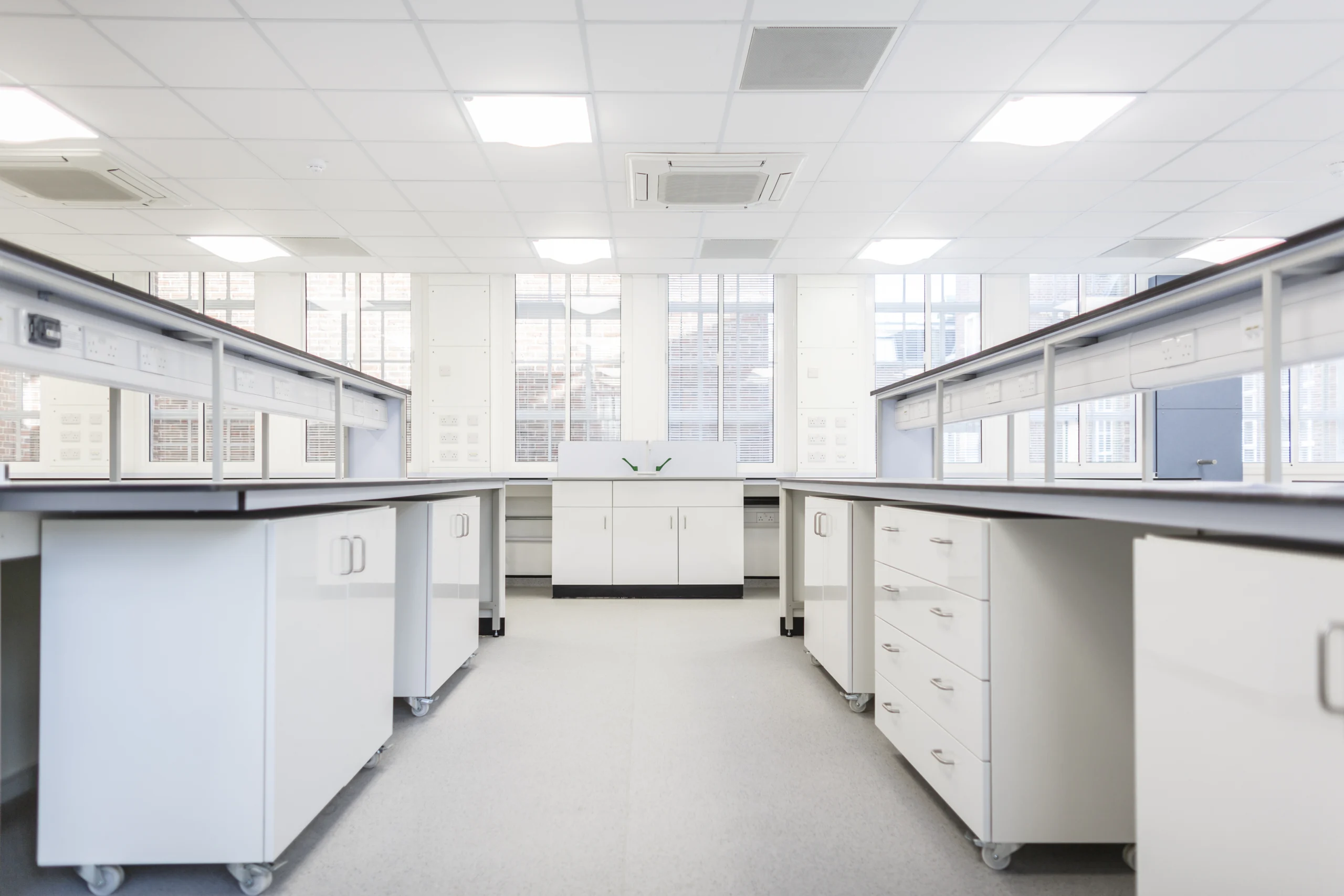 Kingston University SEC Laboratories