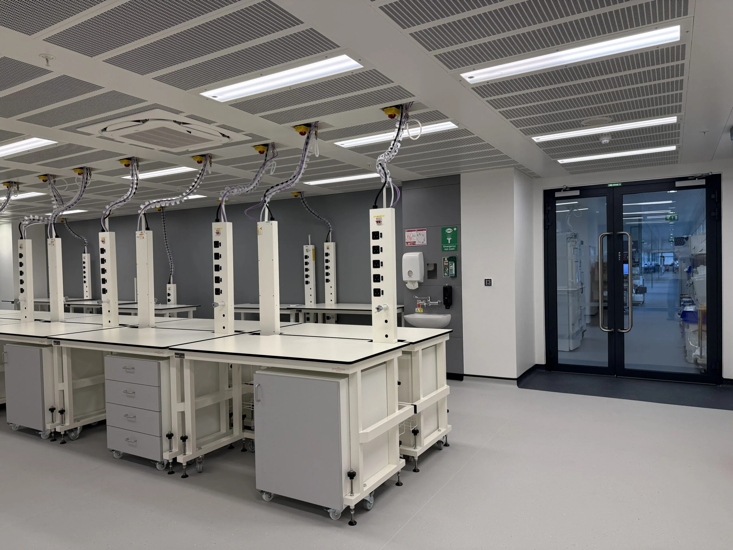 GSK 5 laboratory interior