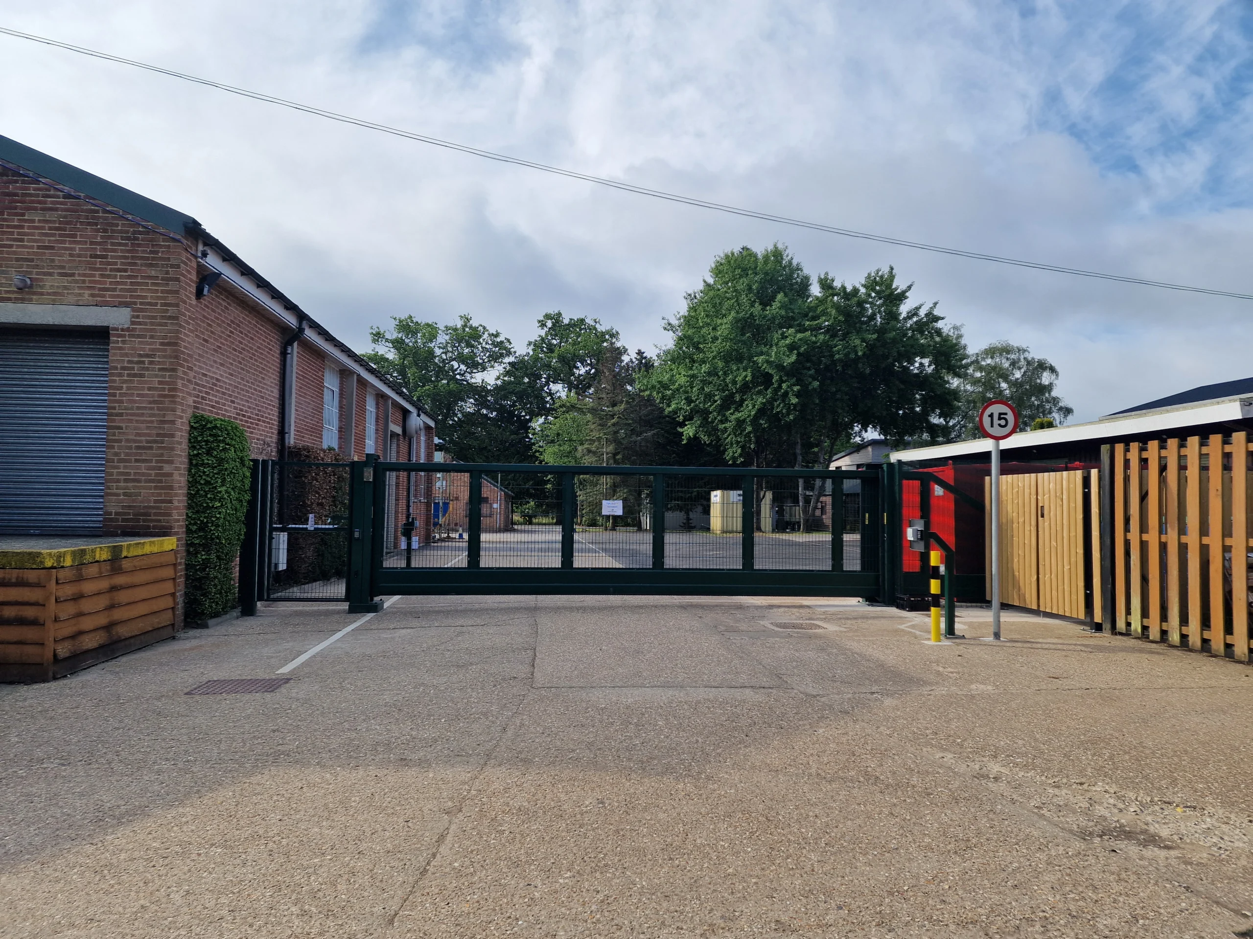 Forest Research, Alice Holt New Fence and Gates